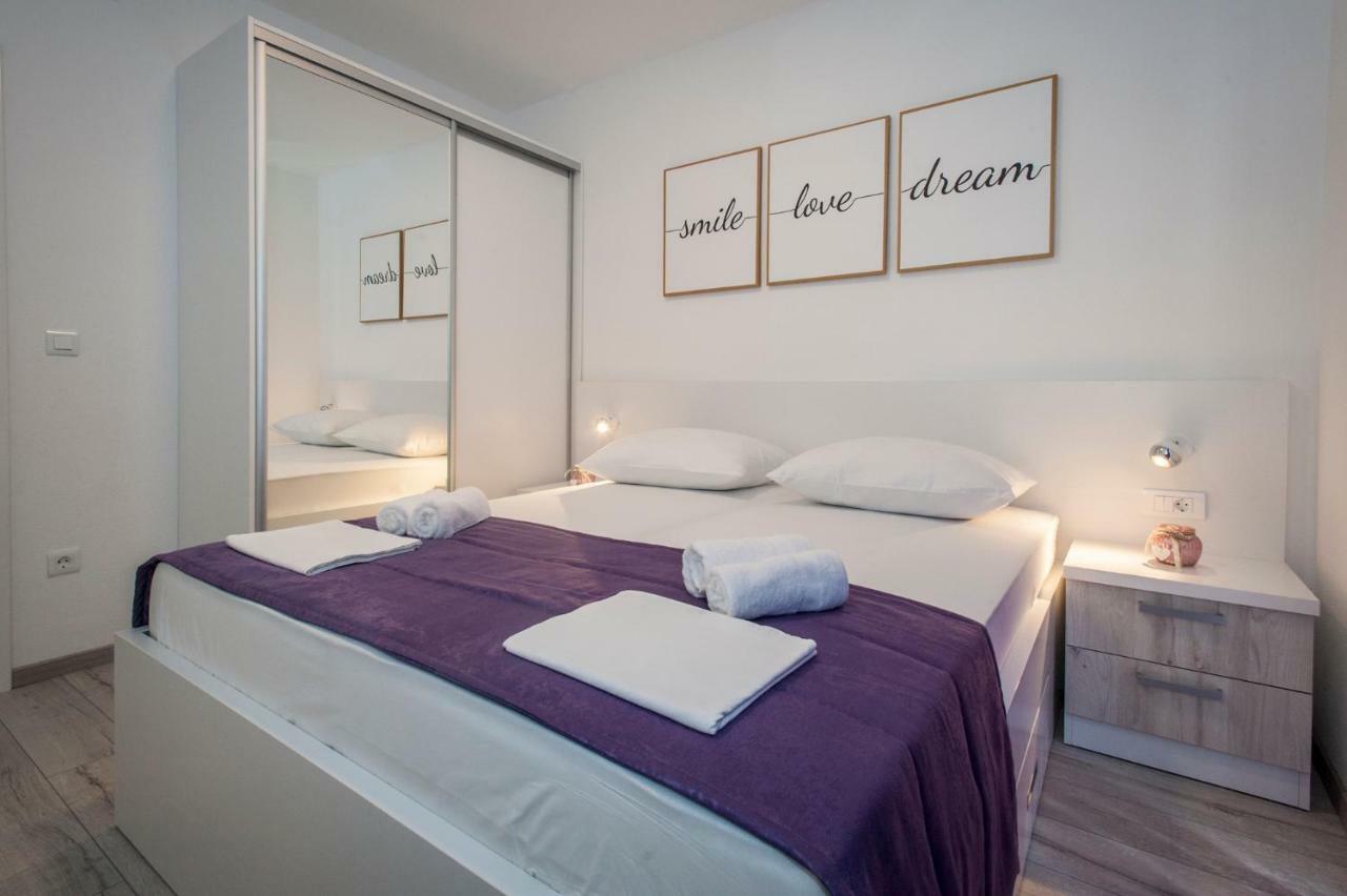 Apartmani Spiline - Mia Baska Voda Luaran gambar